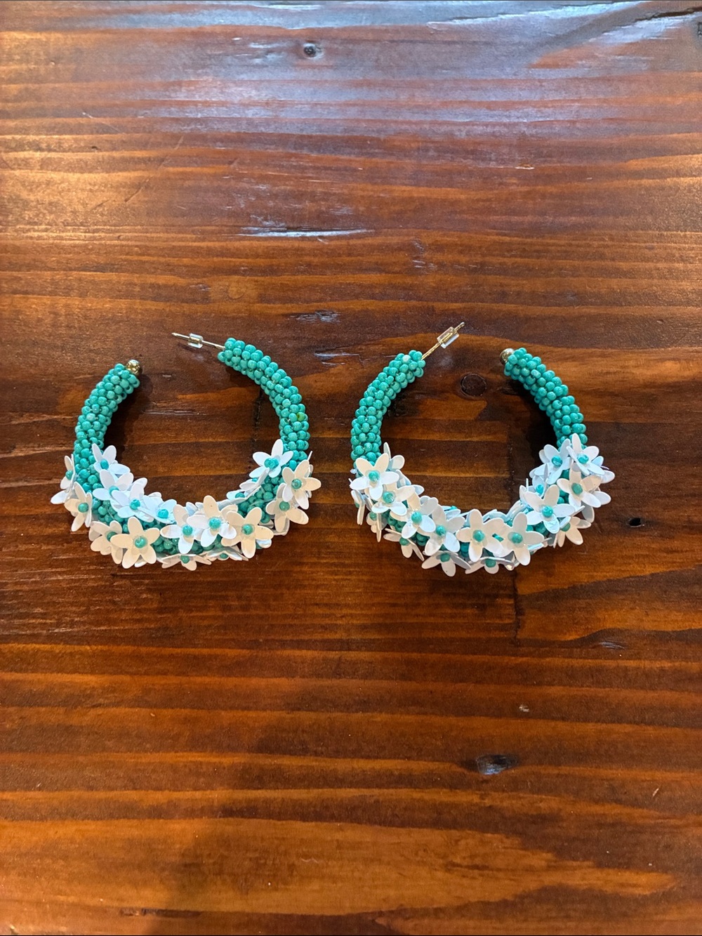 Turquoise and White Floral Beaded Hoop Earrings